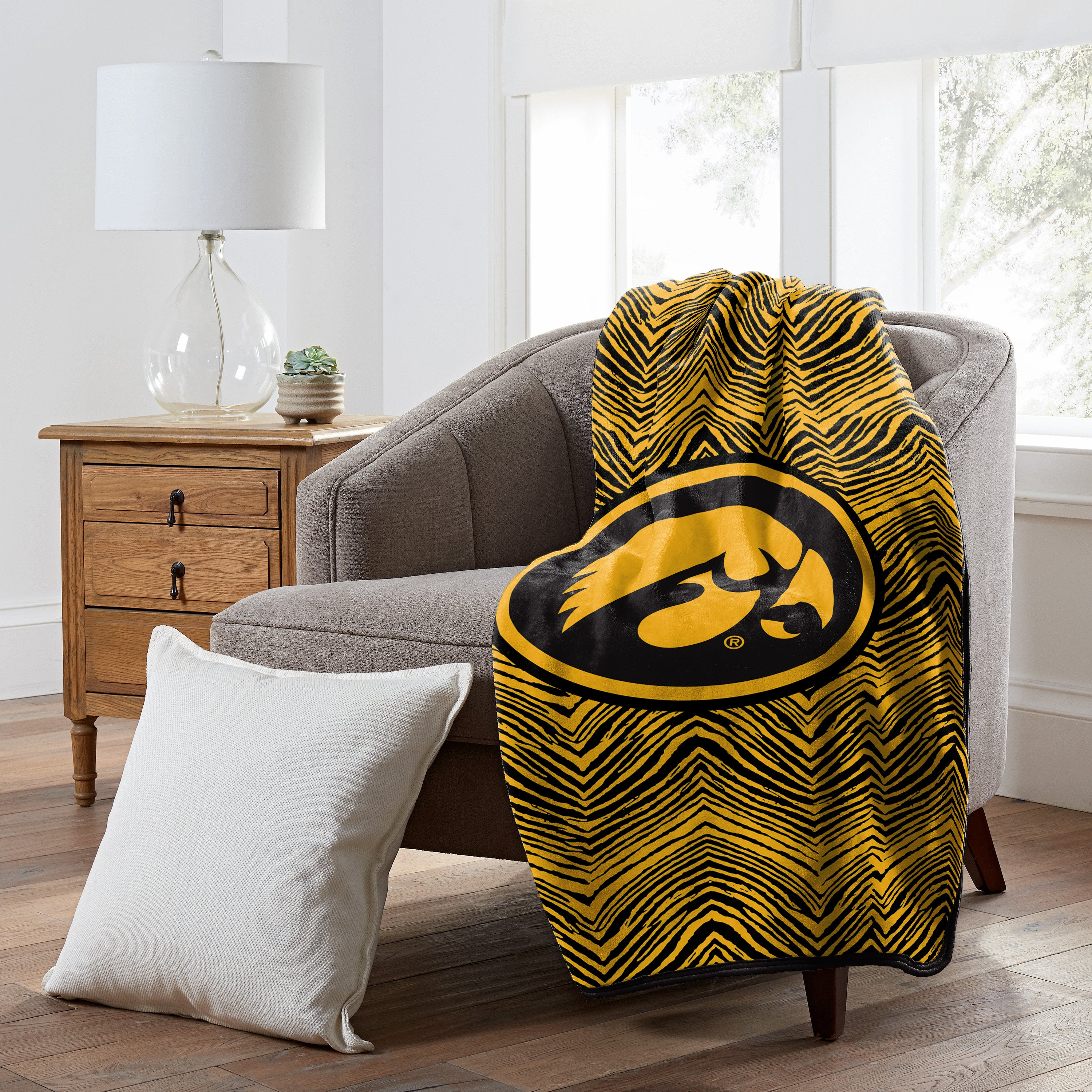 Zubaz X Northwest NCAA Iowa Hawkeyes Zubified Throw Blanket