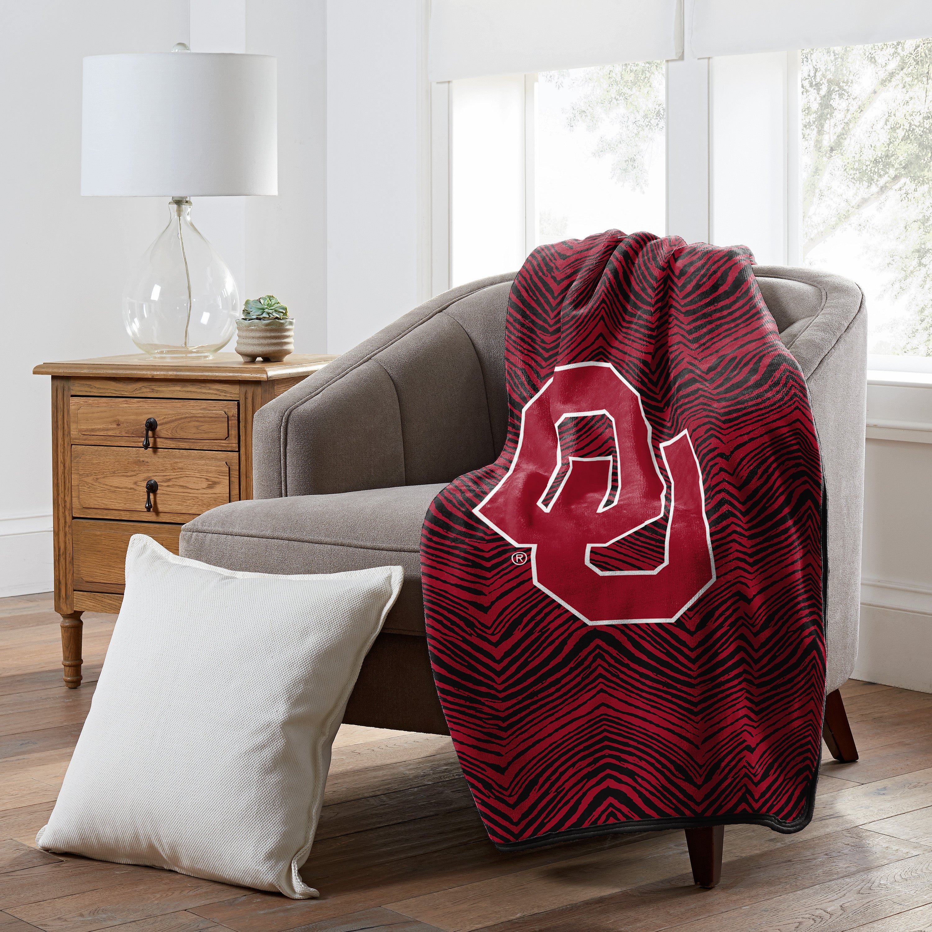 Zubaz X Northwest NCAA Oklahoma Sooners Zubified Throw Blanket