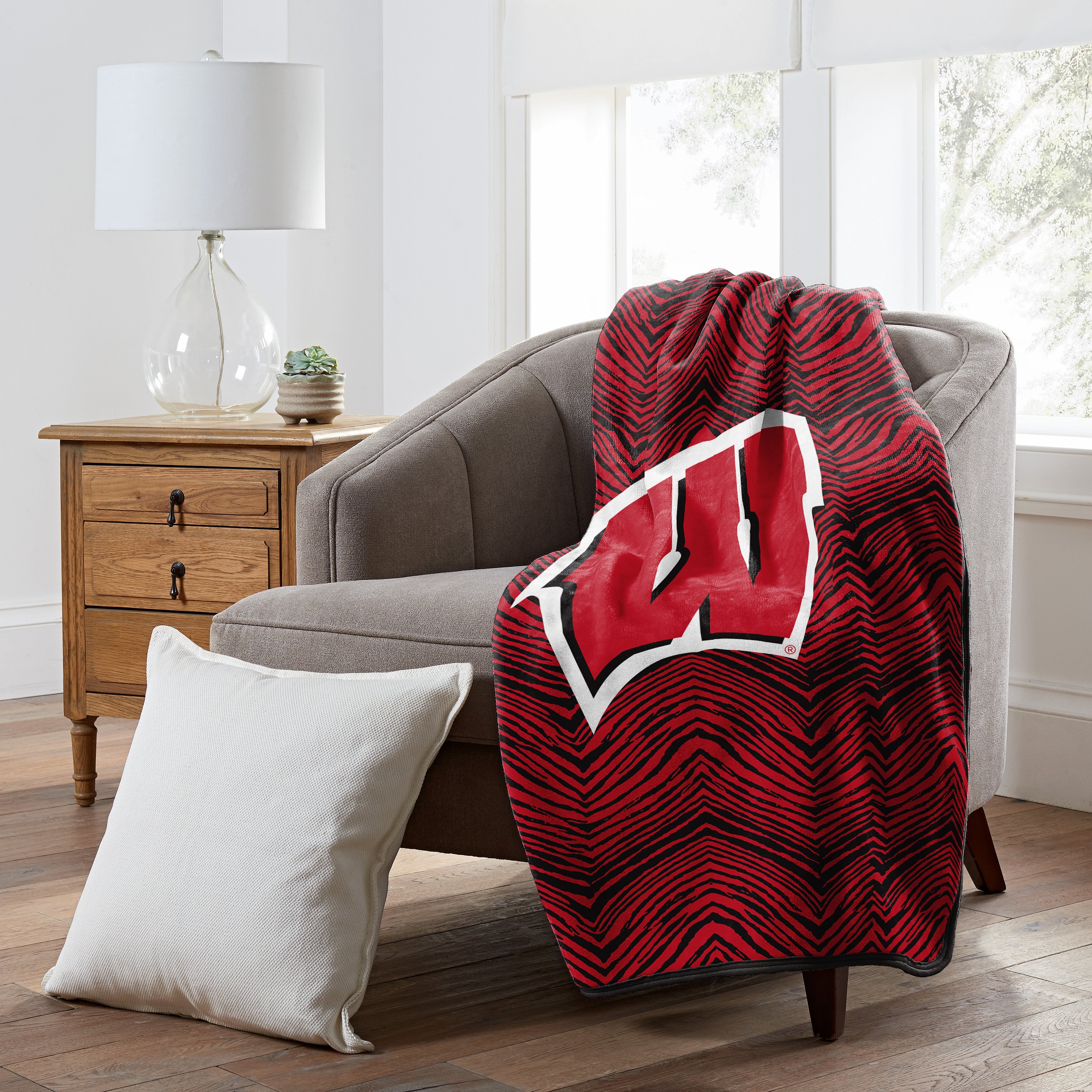 Zubaz X Northwest NCAA Wisconsin Badgers Zubified Throw Blanket